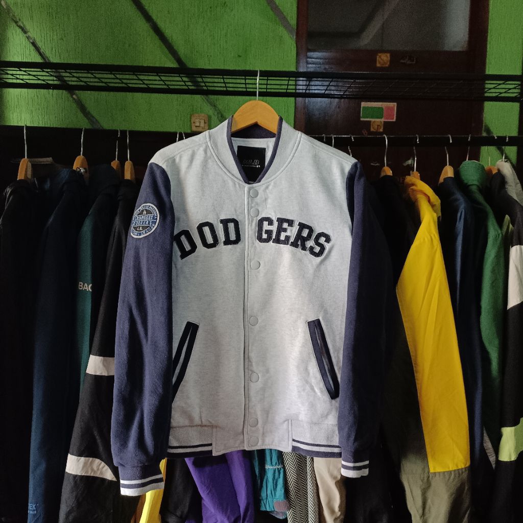 mlb dodgers varsity jacket M-L
