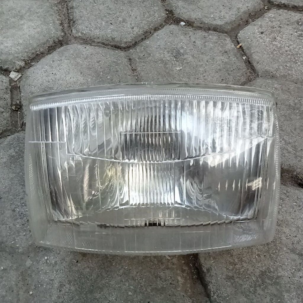 Lampu Depan / Headlamp Set Motor Suzuki RC 100 Bravo, KGD