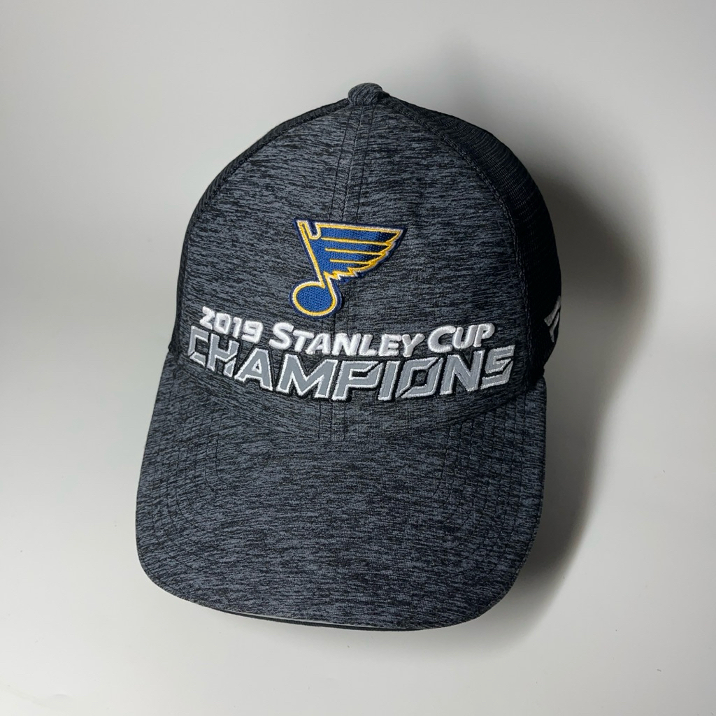 Topi Trucker NHL Champions Stanley Cup