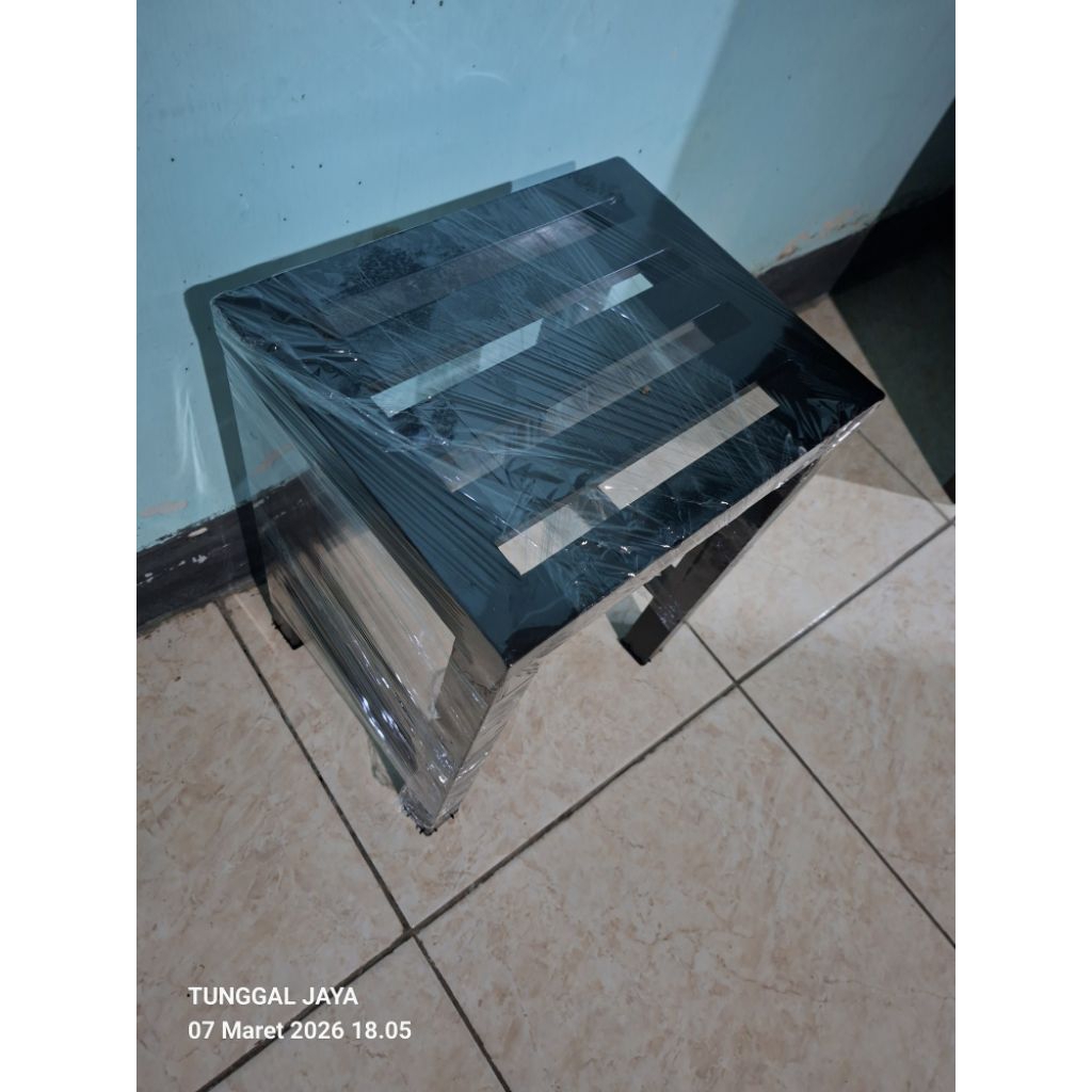 DINGKLIK BESI/KURSI BESI/KURSI PENDEK UKURAN 30X25X35