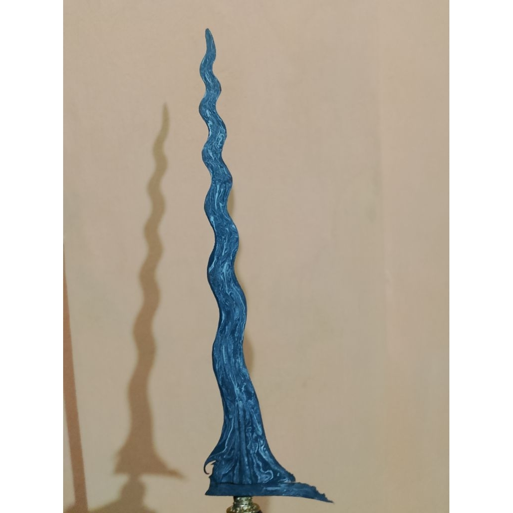 Keris Sengkelat Luk 13