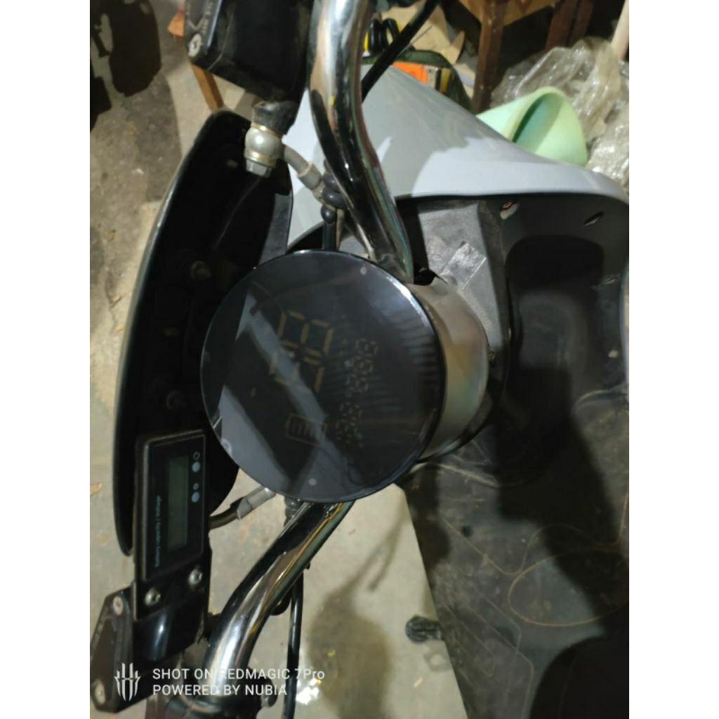 Anti gores layar motor listrik uwinfly golden turtle 2  Bahan 9h nano atau hydrogel tinggal pilih