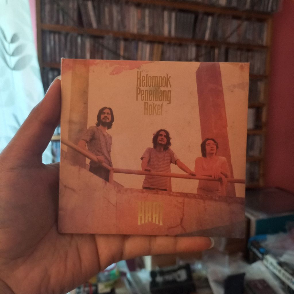 CD KELOMPOK PENERBANG ROCKET - HAAI