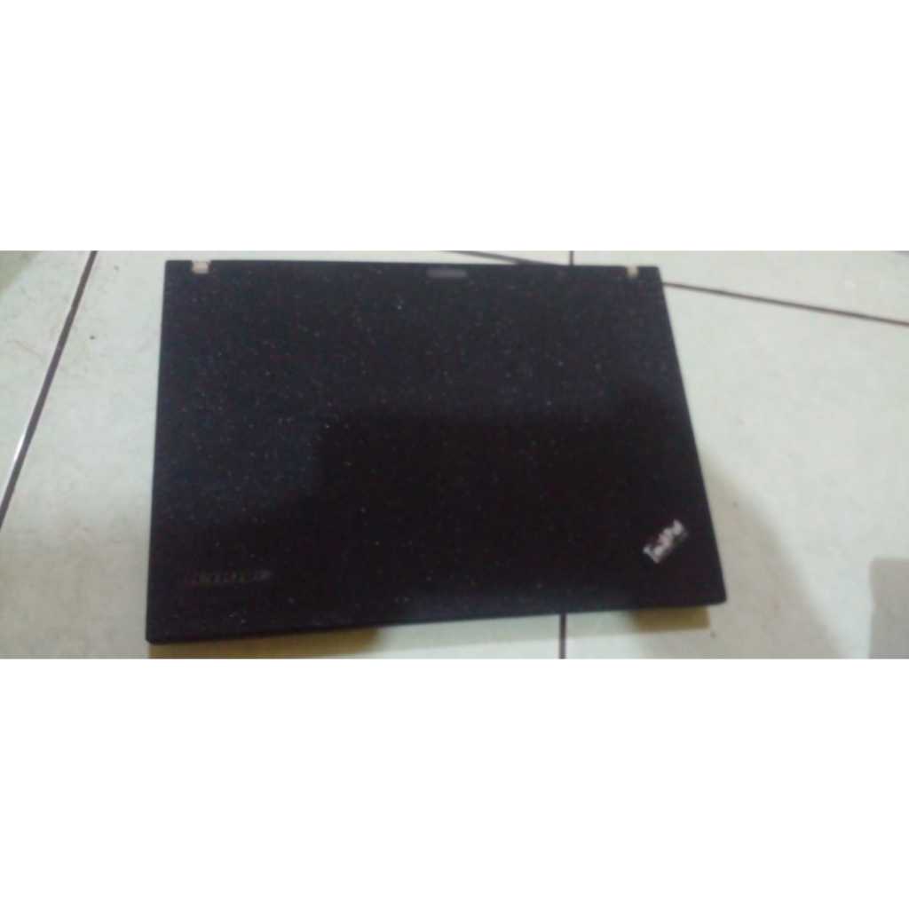 Lenovo ThinkPad X200 Laptop Notebook 12.1 inci Core 2 Duo P8400 2GB RAM 160GB HDD Hitam