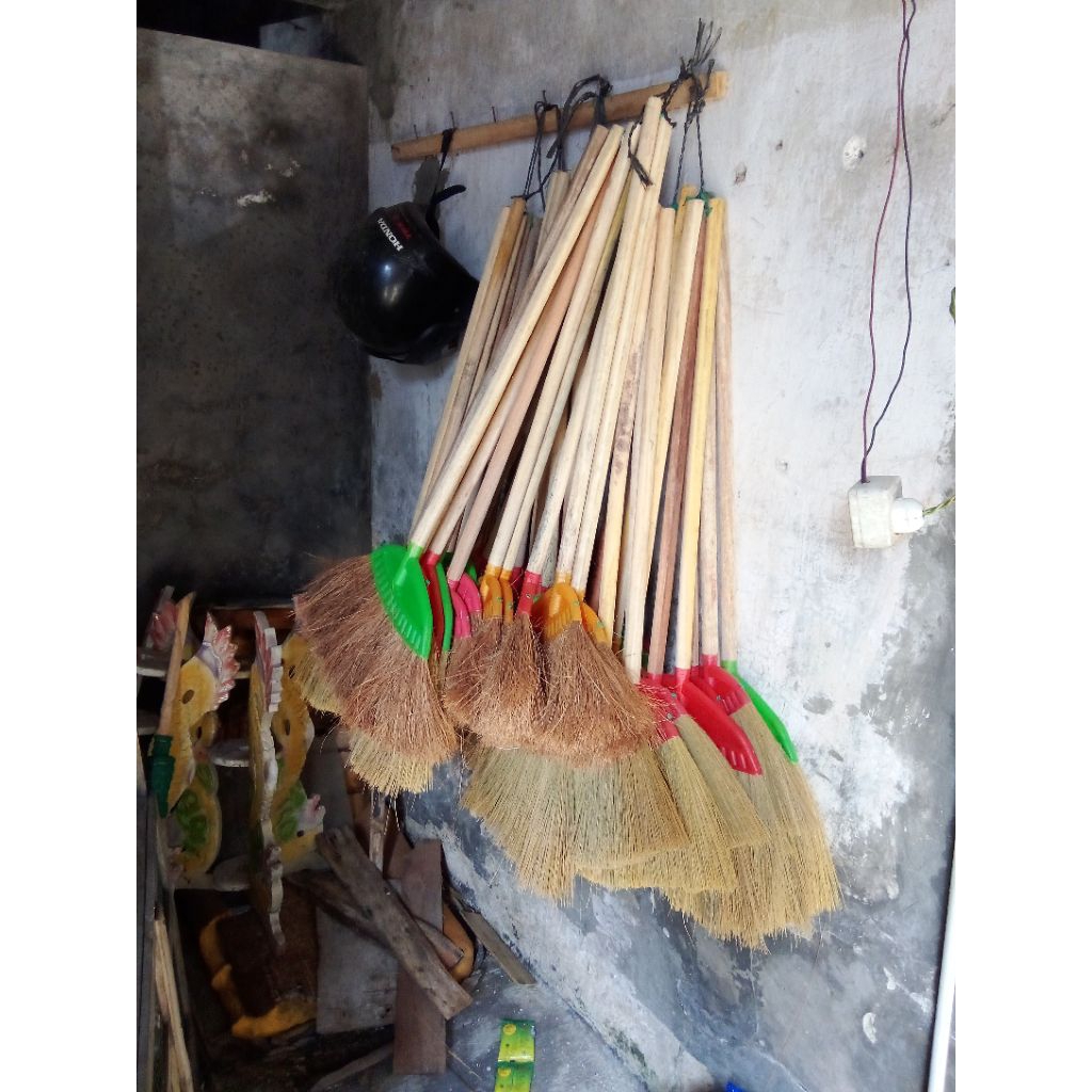 Sapu Serabut Kelapa
