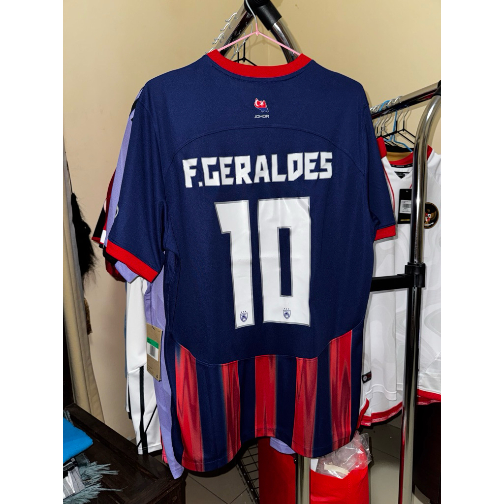 Johor Darul Ta'zim Home Kit 24/25 - F. GERALDES 10 (original)