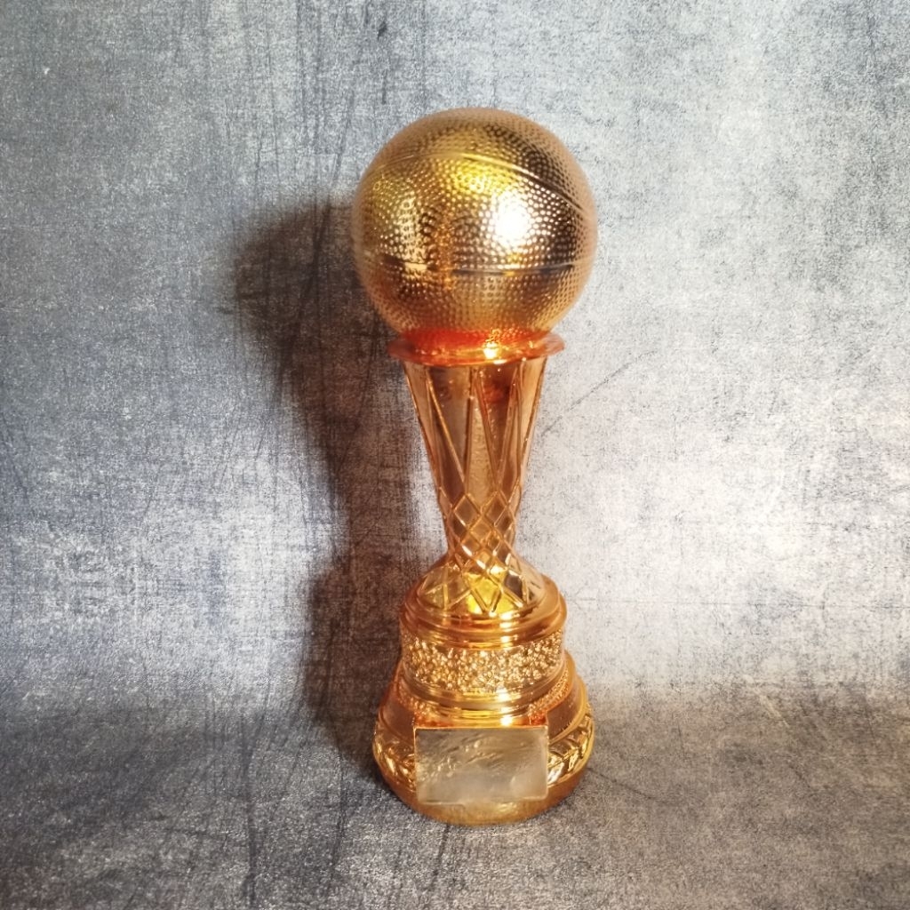 Piala, Piala Basket, Sepak Bola dan Bola Volly. Untuk Pertandingan, Turnament Maupun Kejuaraan.