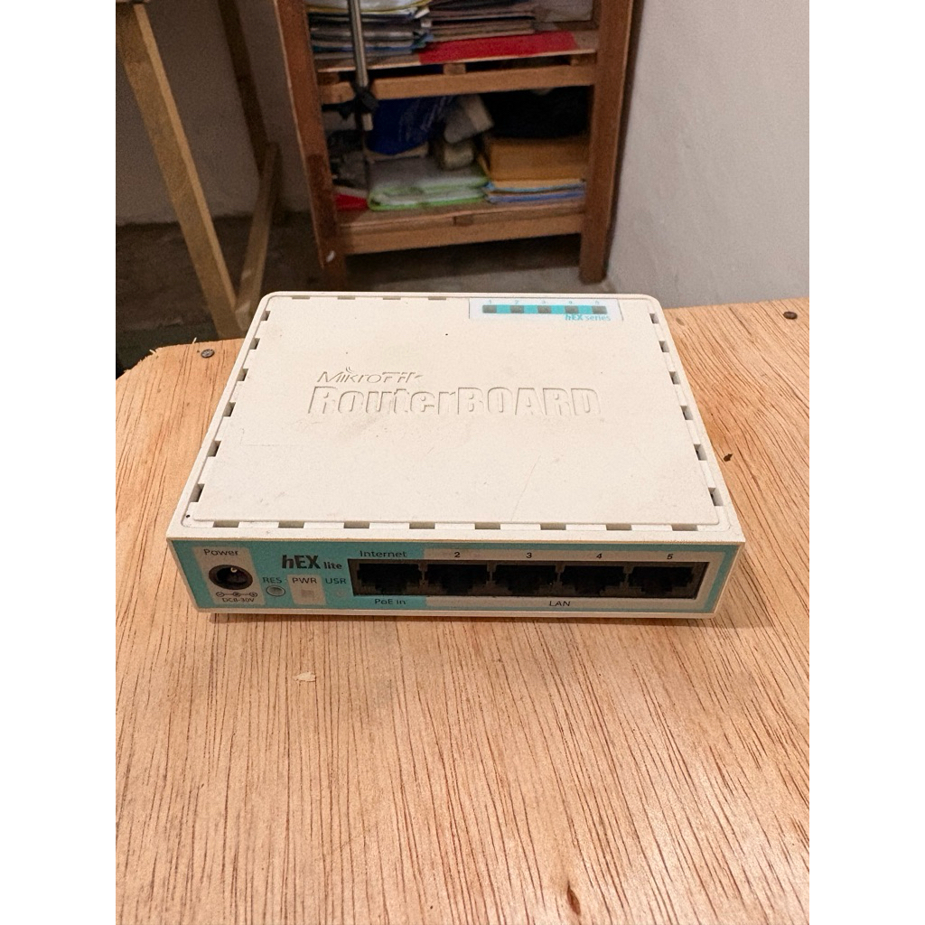 MikroTik hEX lite RB750r2 BEKAS