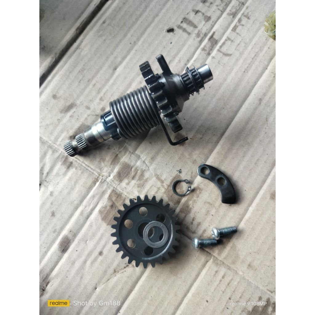 Gigi selah/engkol set+gigi sambung klx150