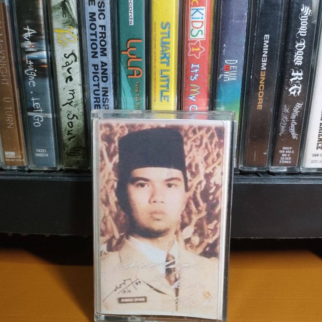 Kaset Pita Dewa Dewa 19 Ahmad Band ISO Ideologi Sikap Otak Ahmad Dhani cover scanan copyan repro bac