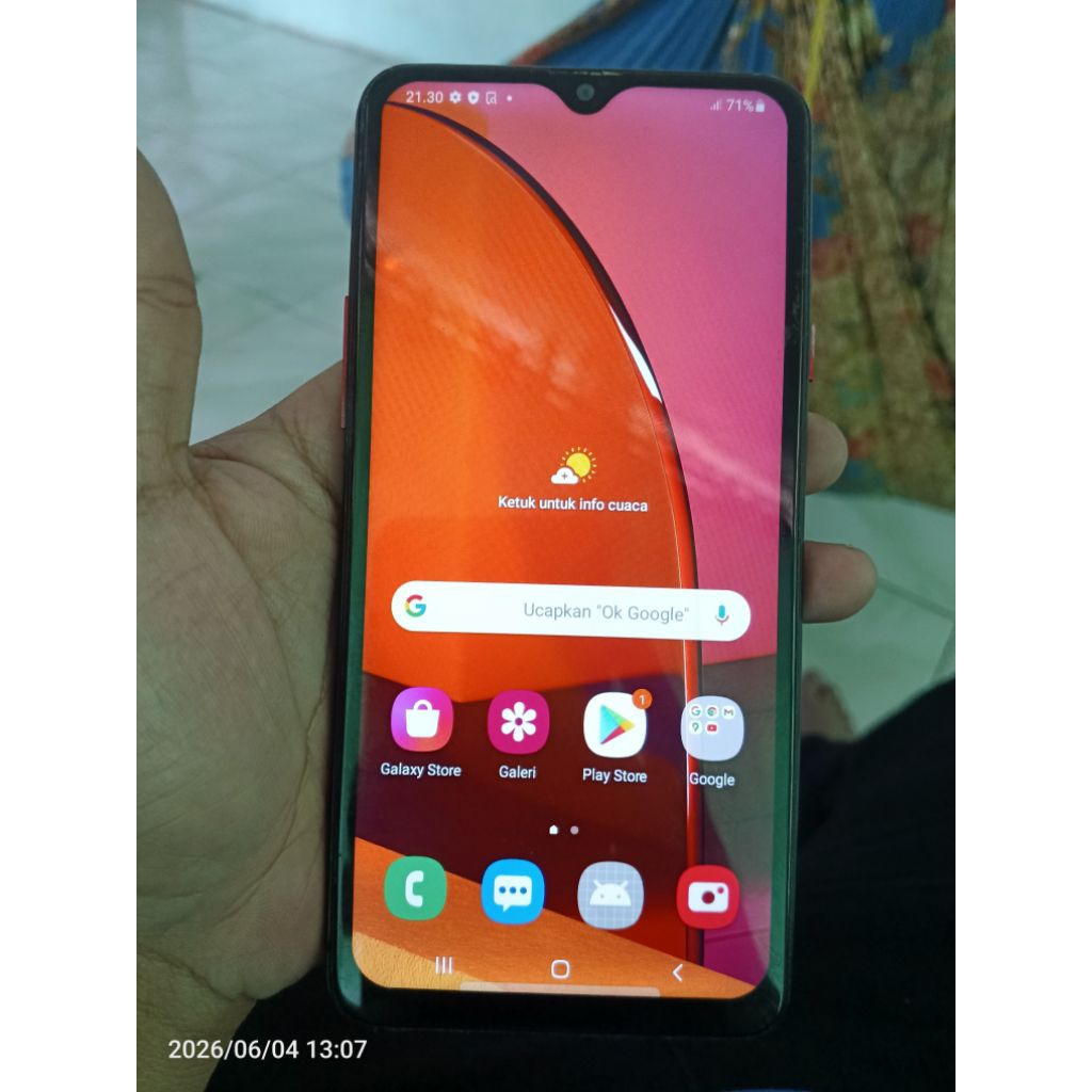 Samsung a20s like new ram4/64