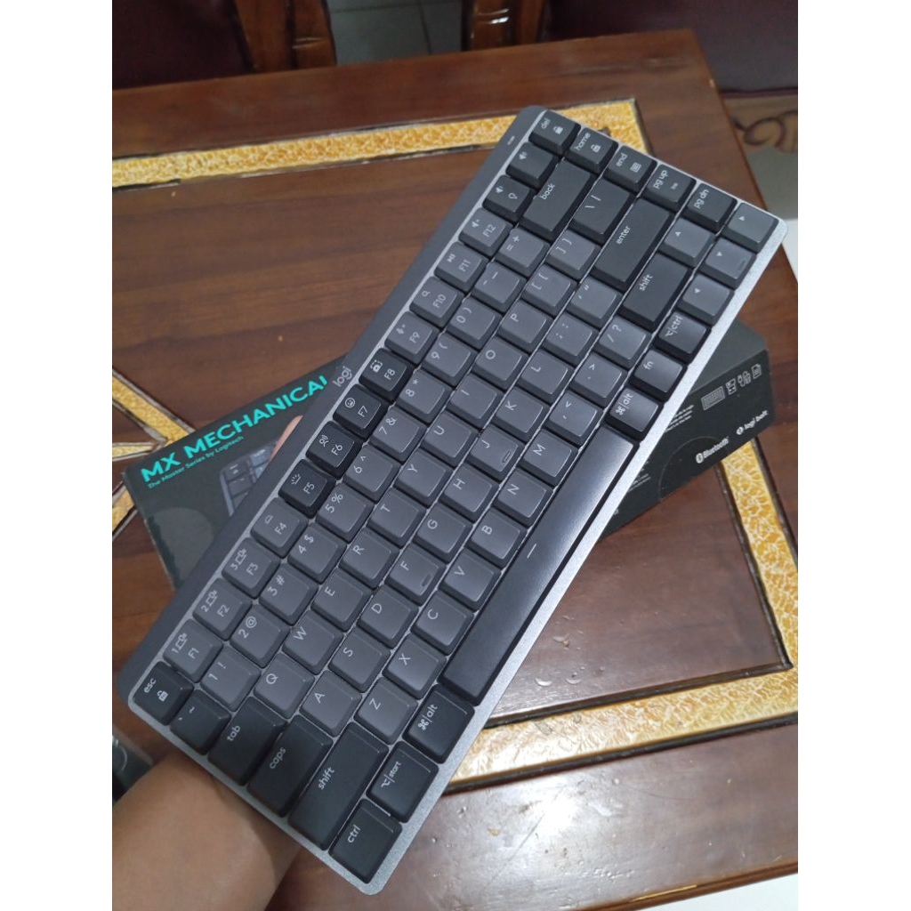 Keyboard Logitech MX Mechanical Mini Bekas