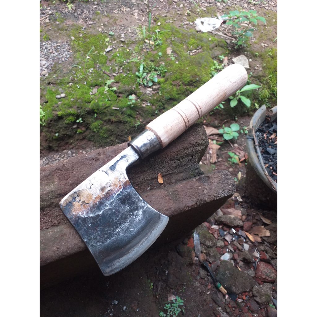 kampak batok kelapa baja per