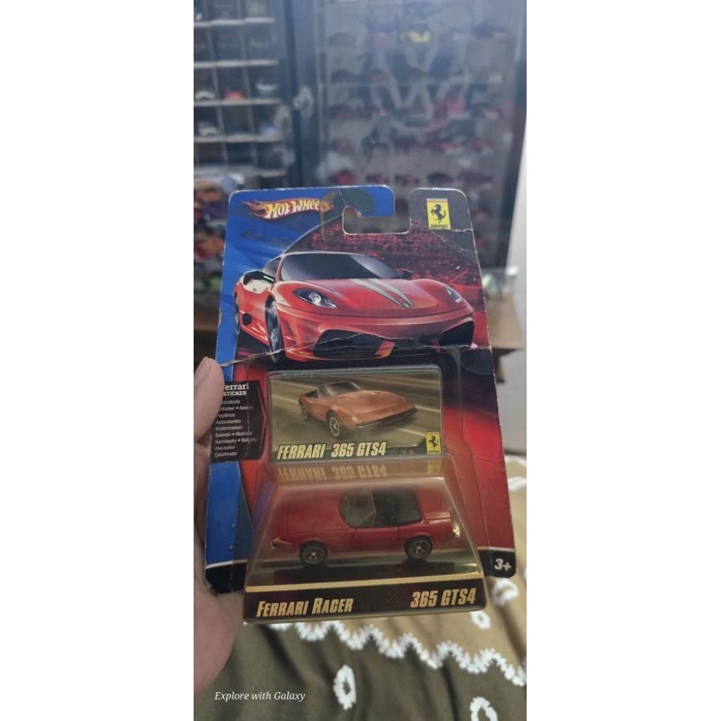 Hotwheels Ferrari Racer 365 GTS4 Blister