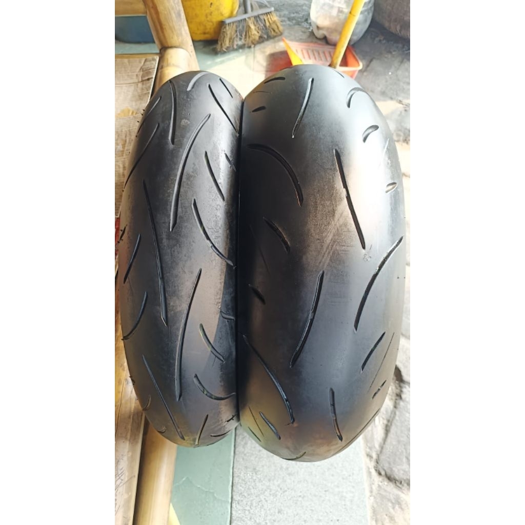 Dunlop sportmax  D214. 180/55-120/70-17
