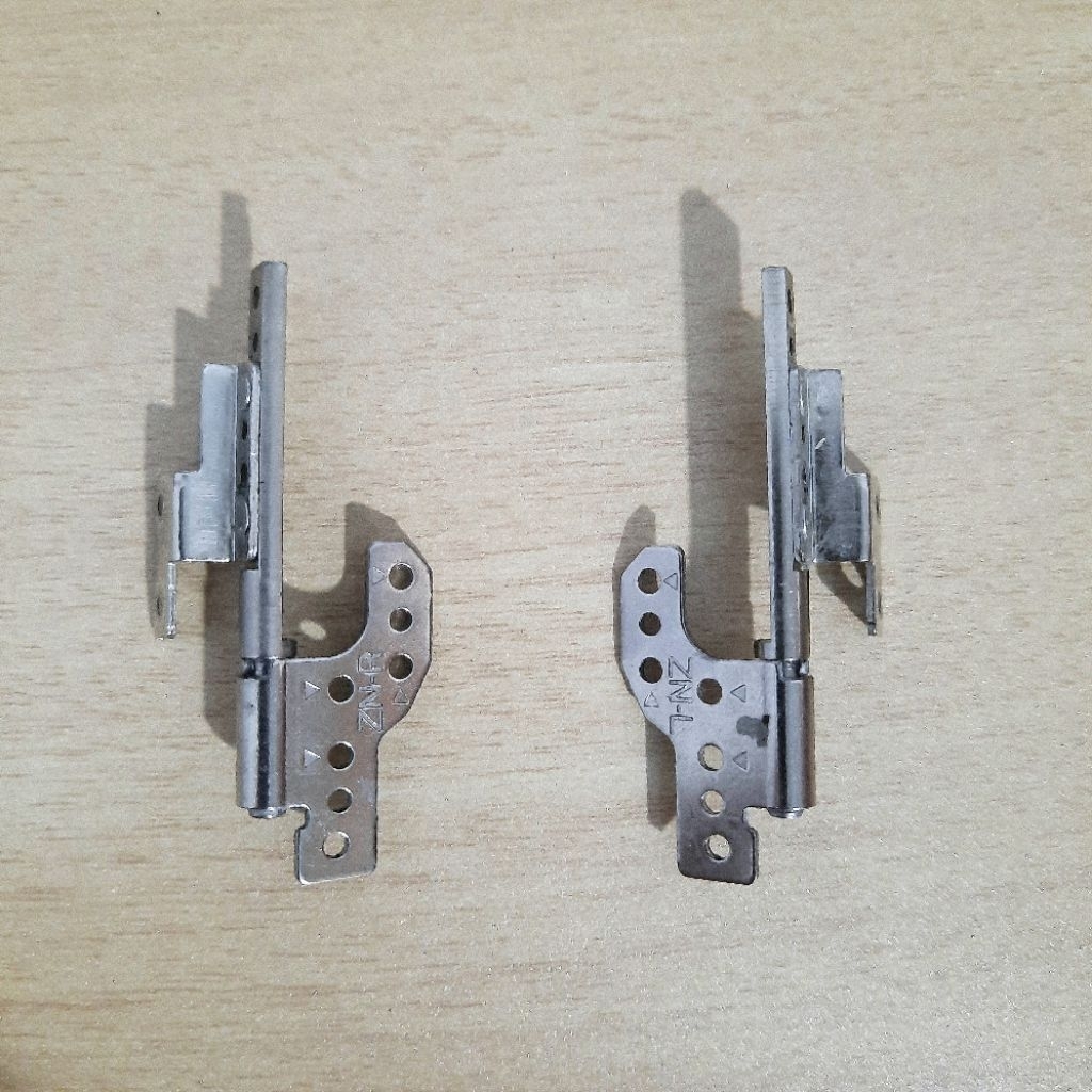 Engsel Axioo Mybook 14F Slimbook 13 Normal Tested Seken Original [Hinge Hinges Second]