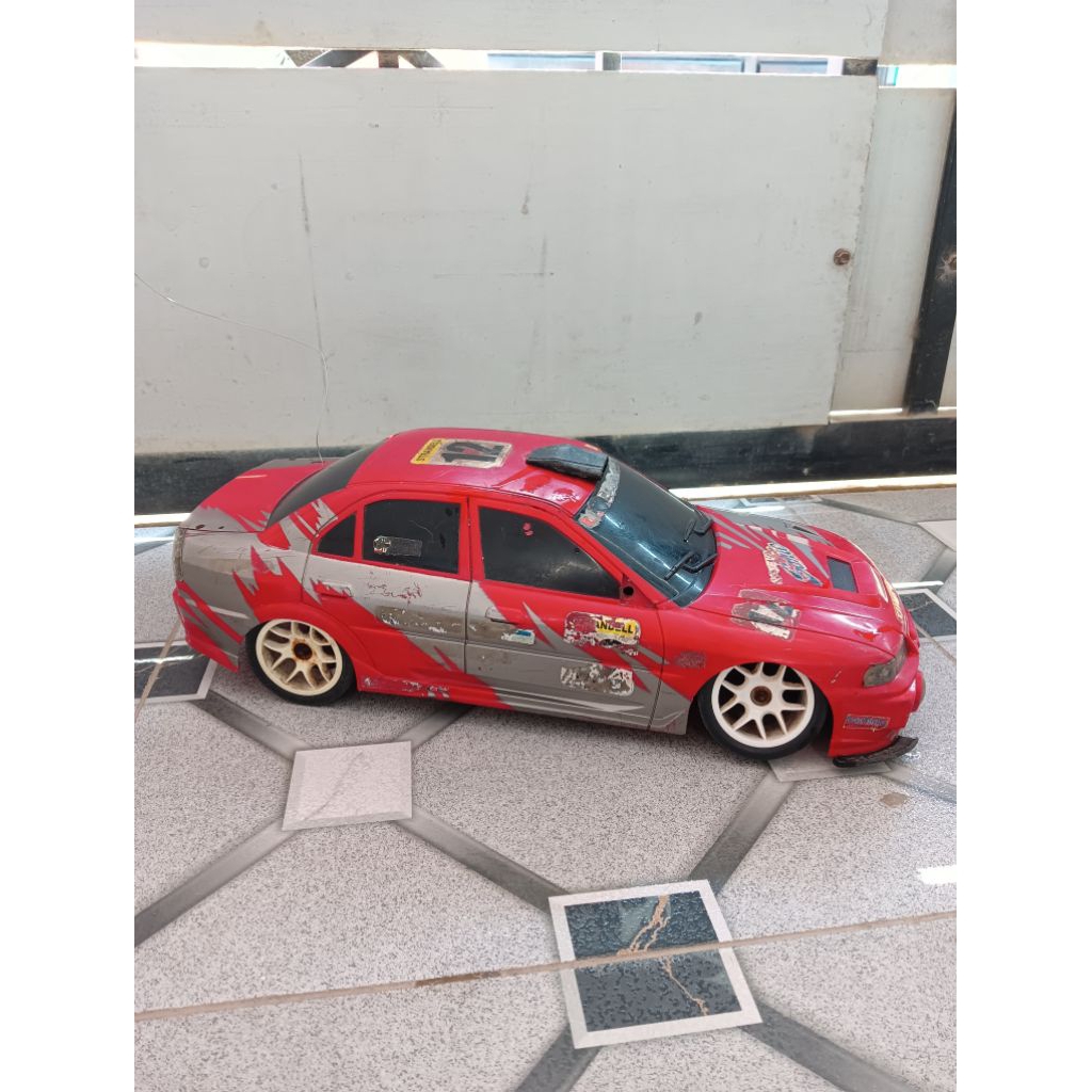 RC QD Mitsubishi Lancer Evo 1/10 (Bahan)