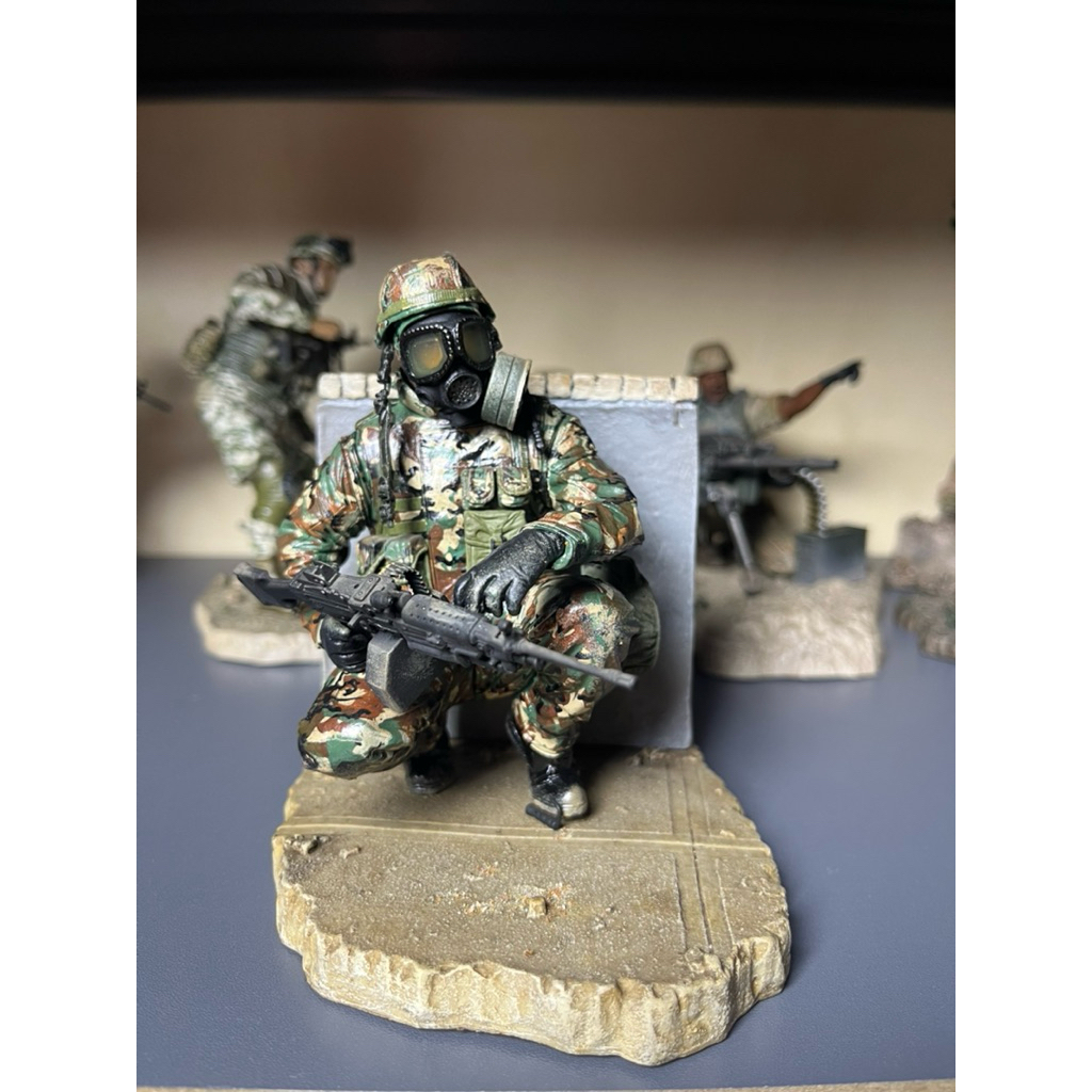 McFarlane Military Series 2/3 gas mask