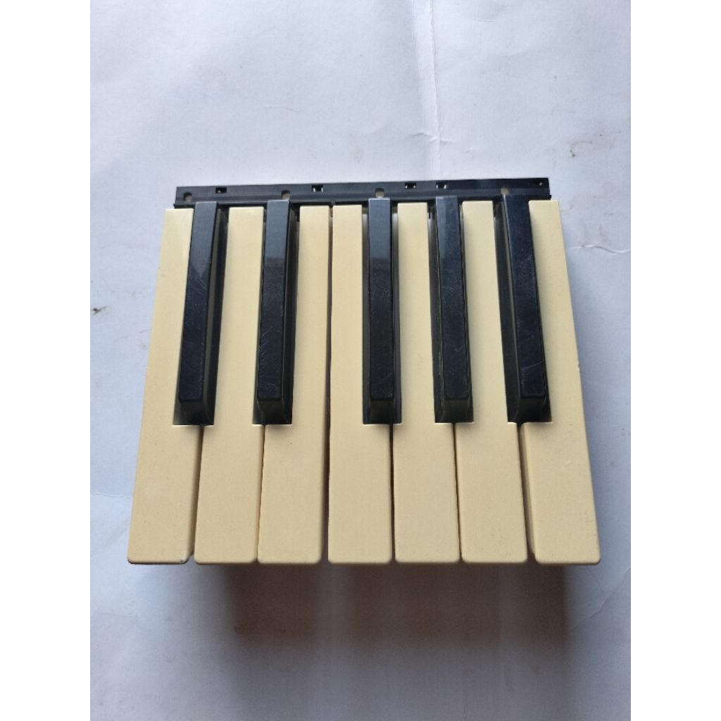 Tuts Key Technics KN2400 KN2600 KN1400 KN1600 seken