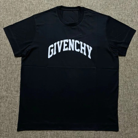 Kaos Pria Viral Instagram Givenchy OOTD Minimal Mewah
