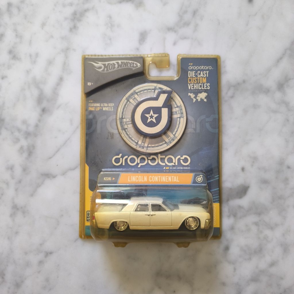 HOTWHEELS DROPOTARO 1:50 LINCOLN CONTINENTAL