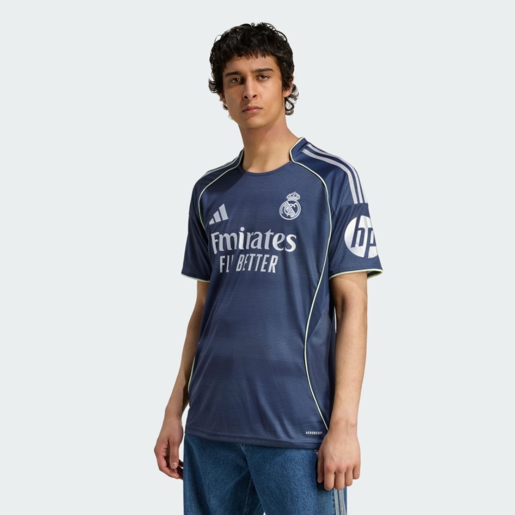 Jersey Original Real Madrid away 2025/2026 BNWT