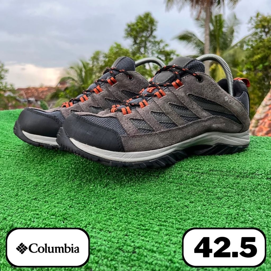 sepatu gunung Columbia Crestwood 42.5