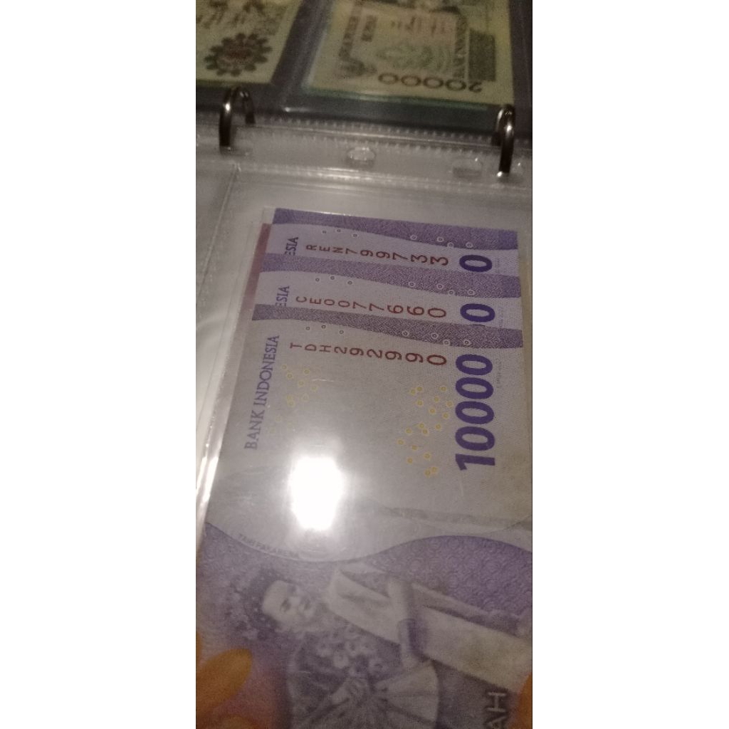 uang kertas sepuluh ribu rupiah no seri unik 1set 3 lembar