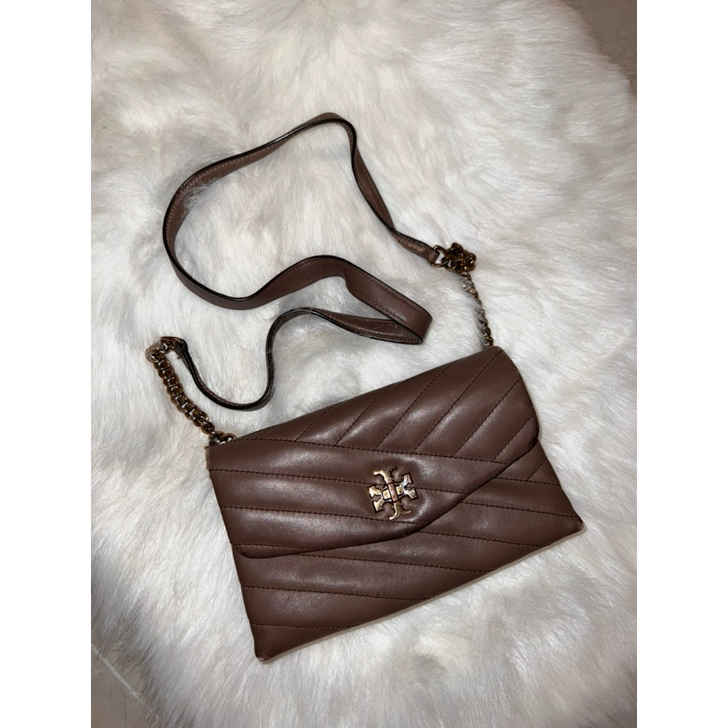 Preloved Tory Burch Kira Chevron WOC ori