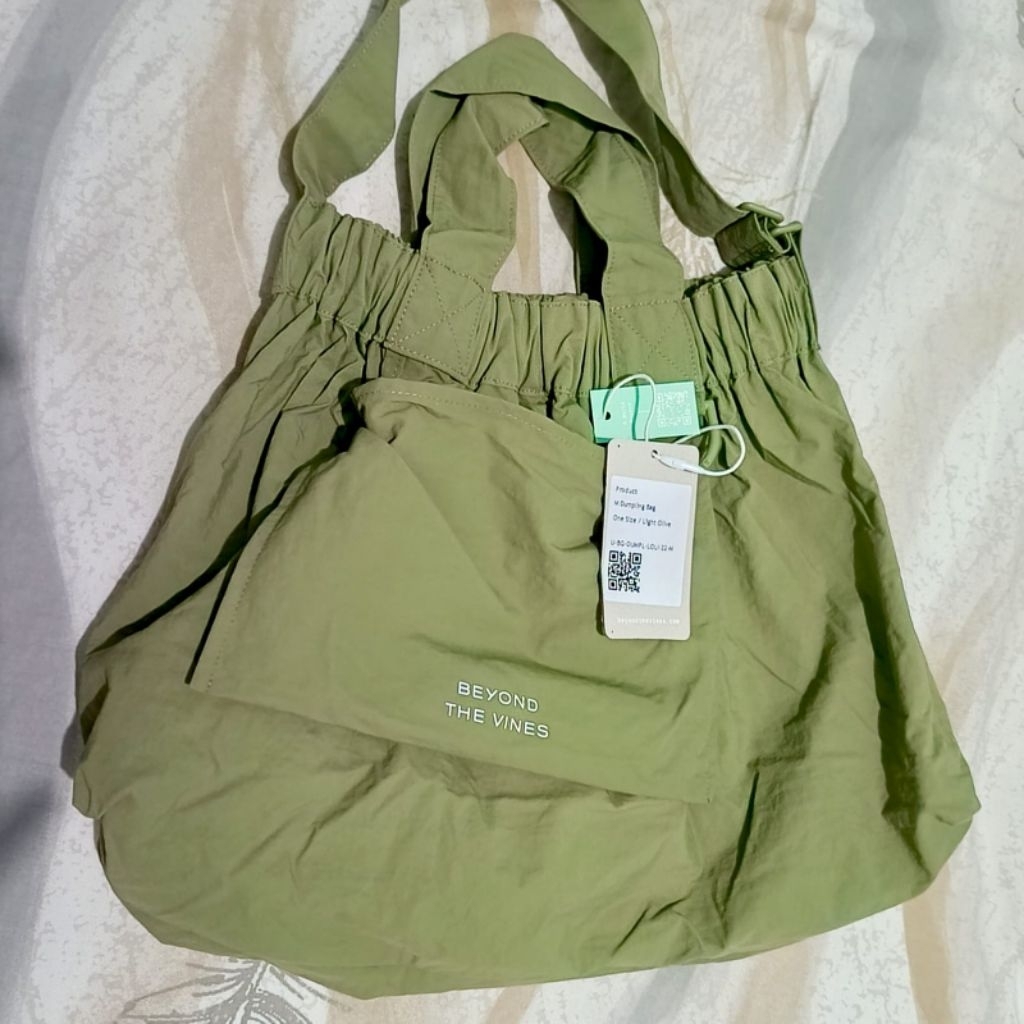 beyond the vines bnwt