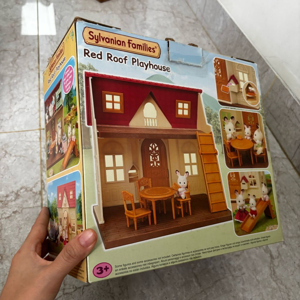 Mainan rumah rumahan Sylvanian Families Red Roof Playhouse