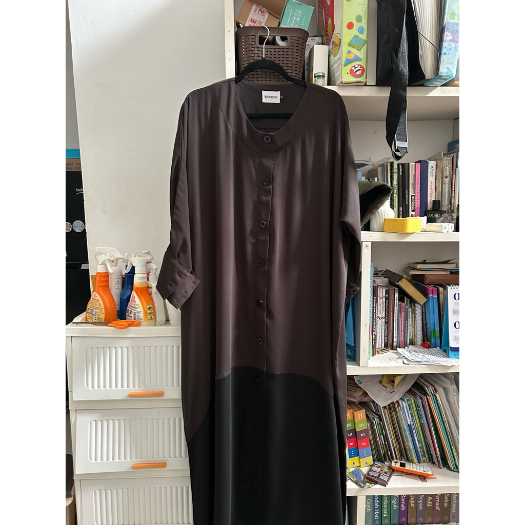 Preloved Taiba Abaya Black XS Mina anti UV