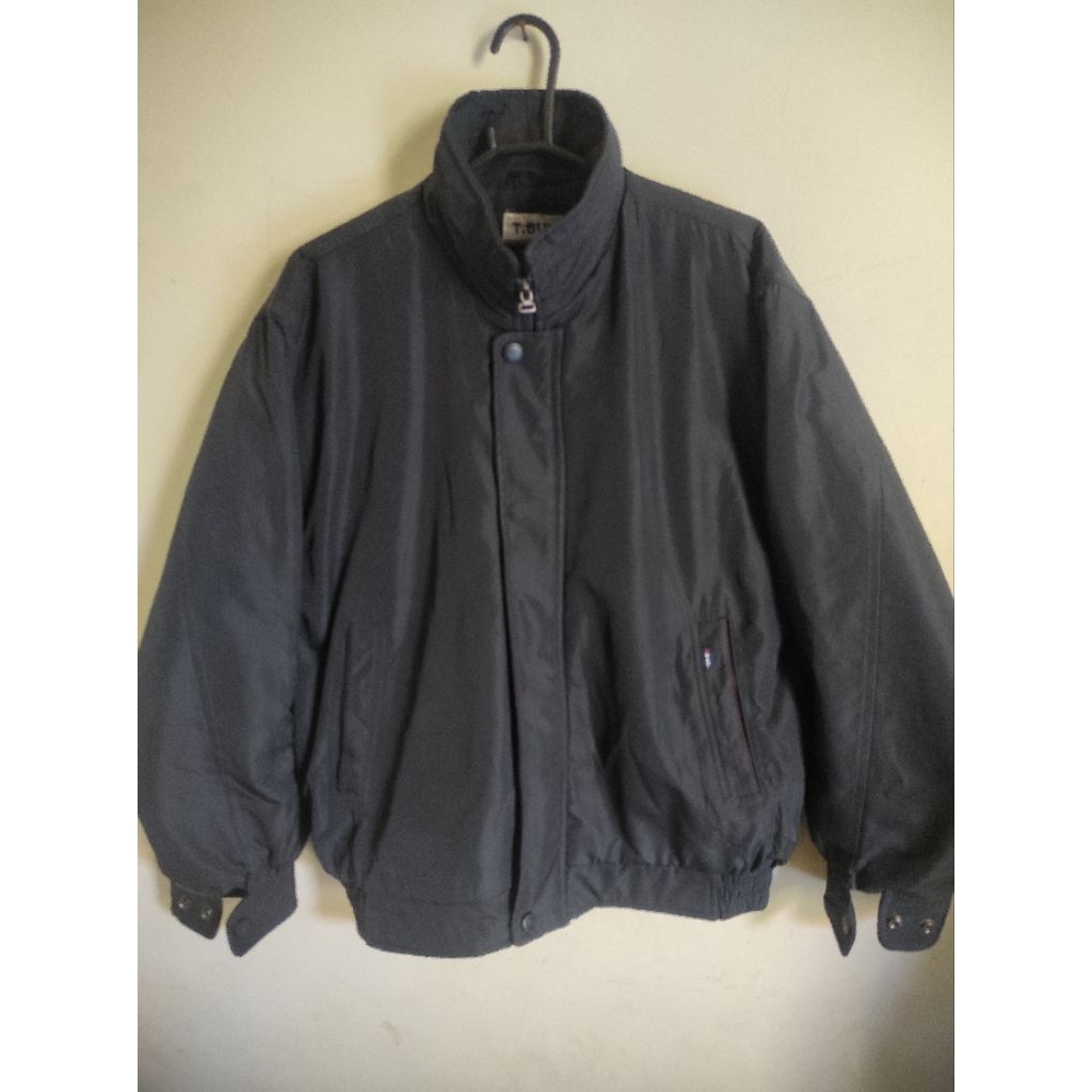 jaket tebal hangat Tbuc