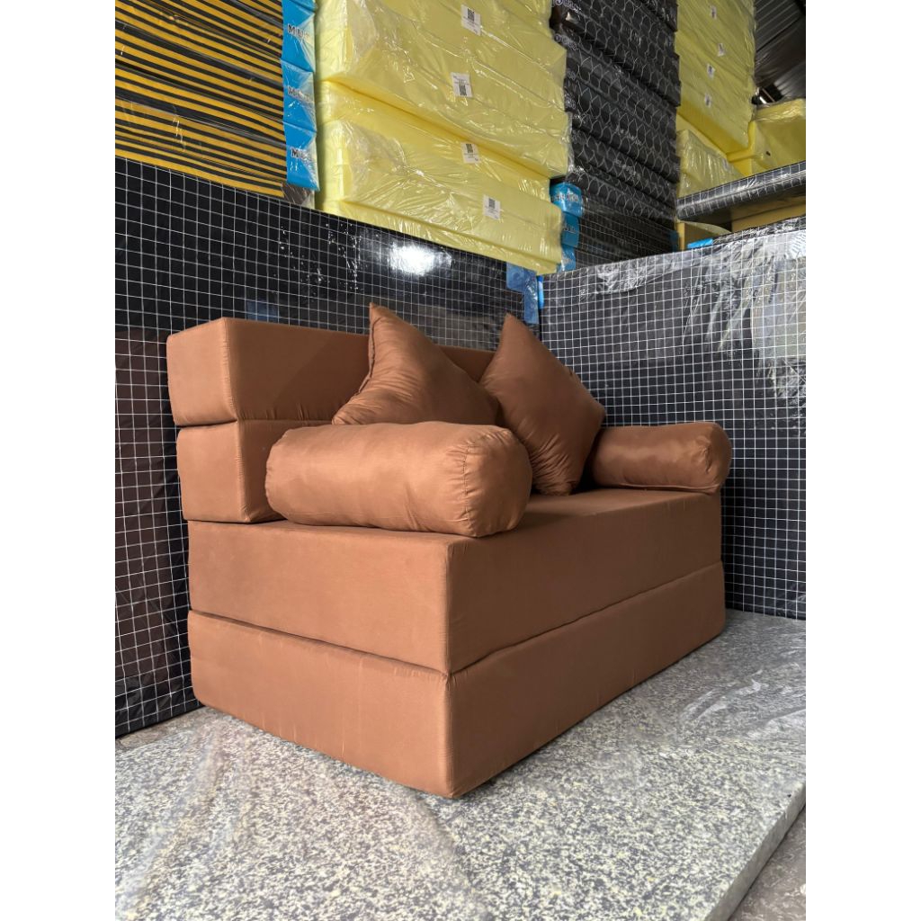 sofa bad minimalis