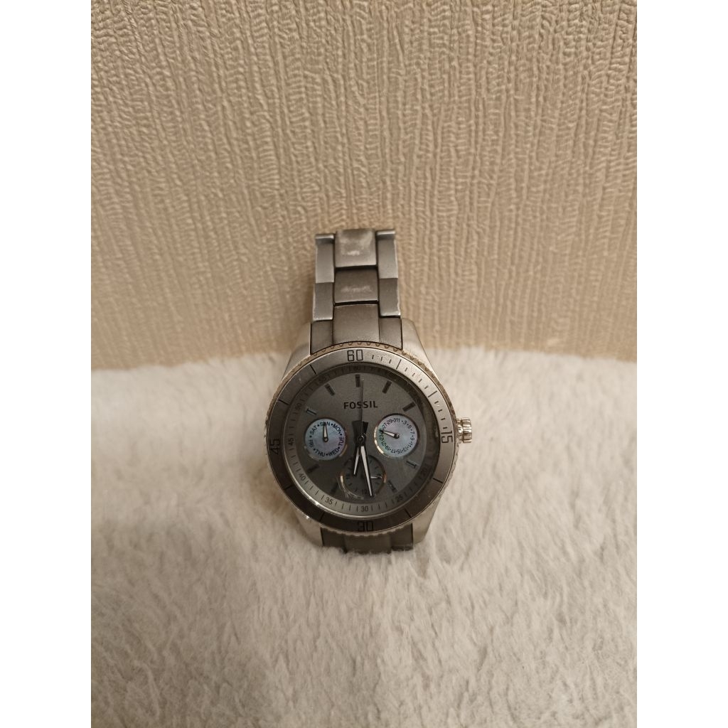 fossil jam tangan bekas