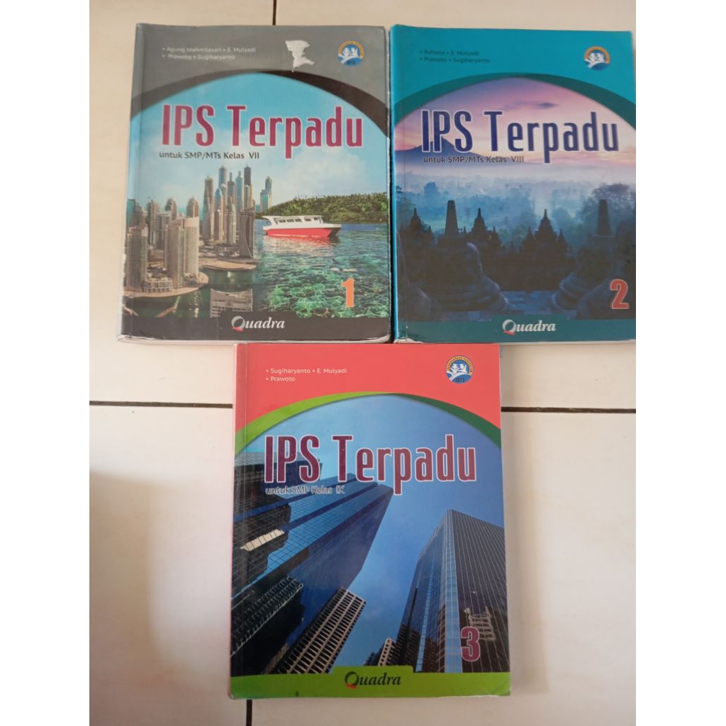BUKU PELAJARAN IPS/BUKU IPS KHUSUS SMP KELAS VII-IX/BUKU IPS  PENERBIT QUARDA