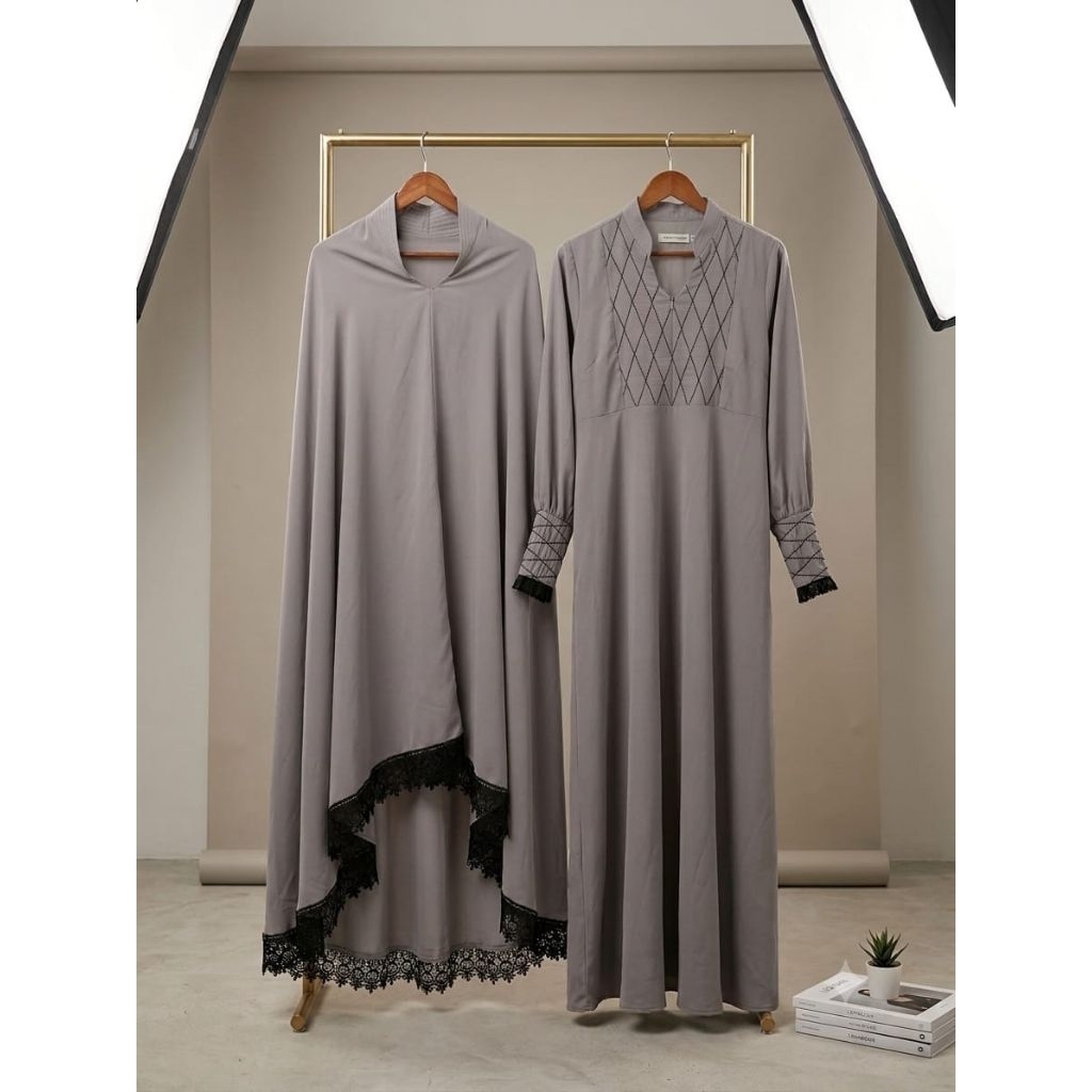 Preloved Set Gamis Brand Albani CORNER