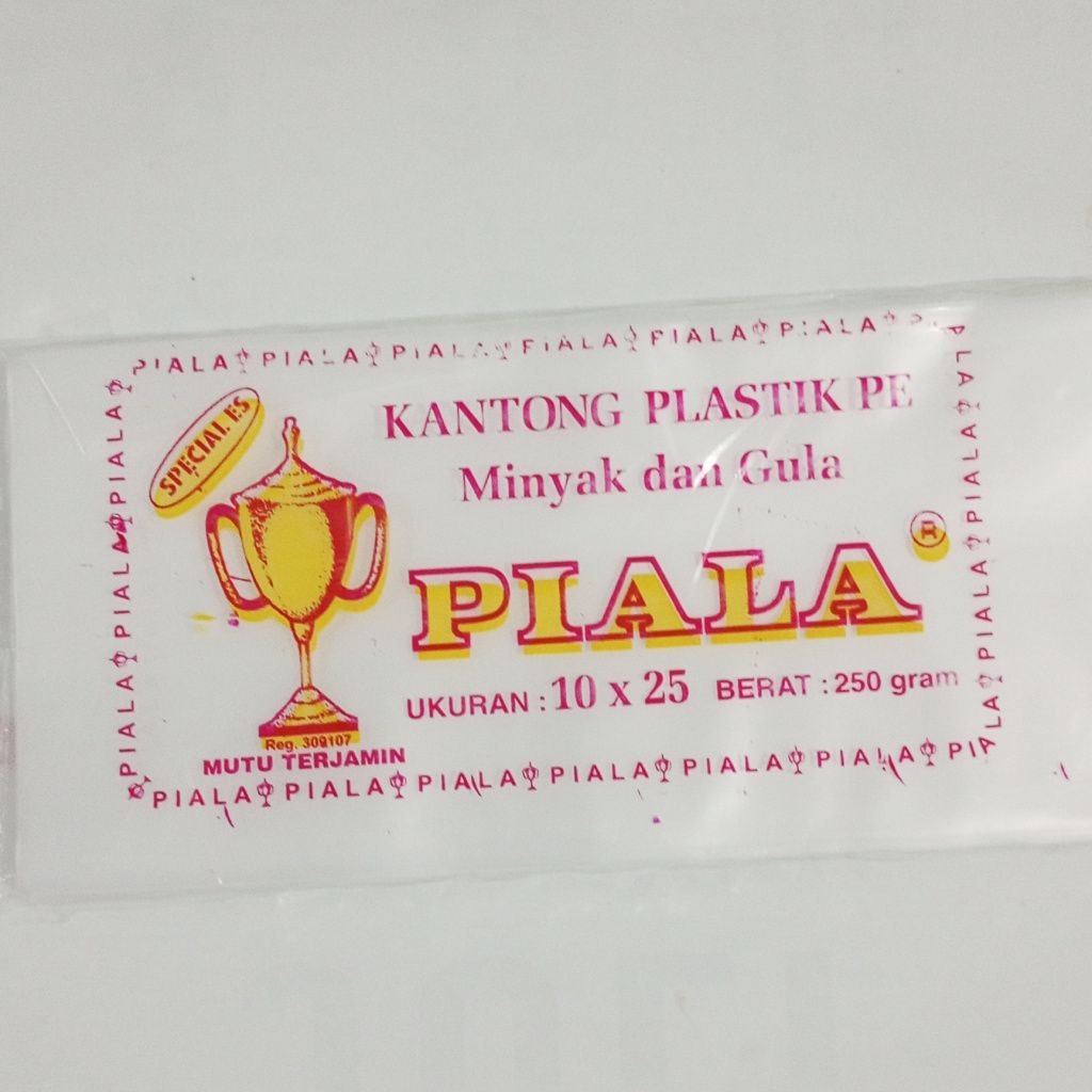 Kantong Plastik Es Batu / Plastik PE Piala 10x20 10x25 12x25 12x30 14x45 15x35 15x45 Berat 250 gr / 