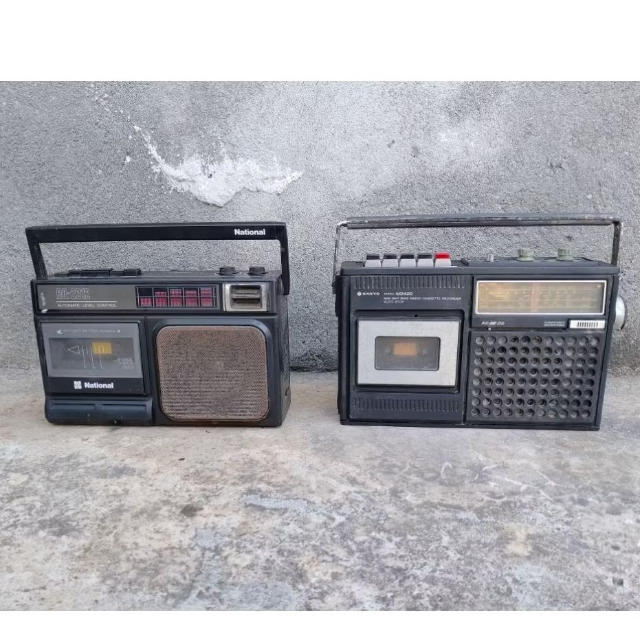 Radio tape recorder 1970n jadul vintage