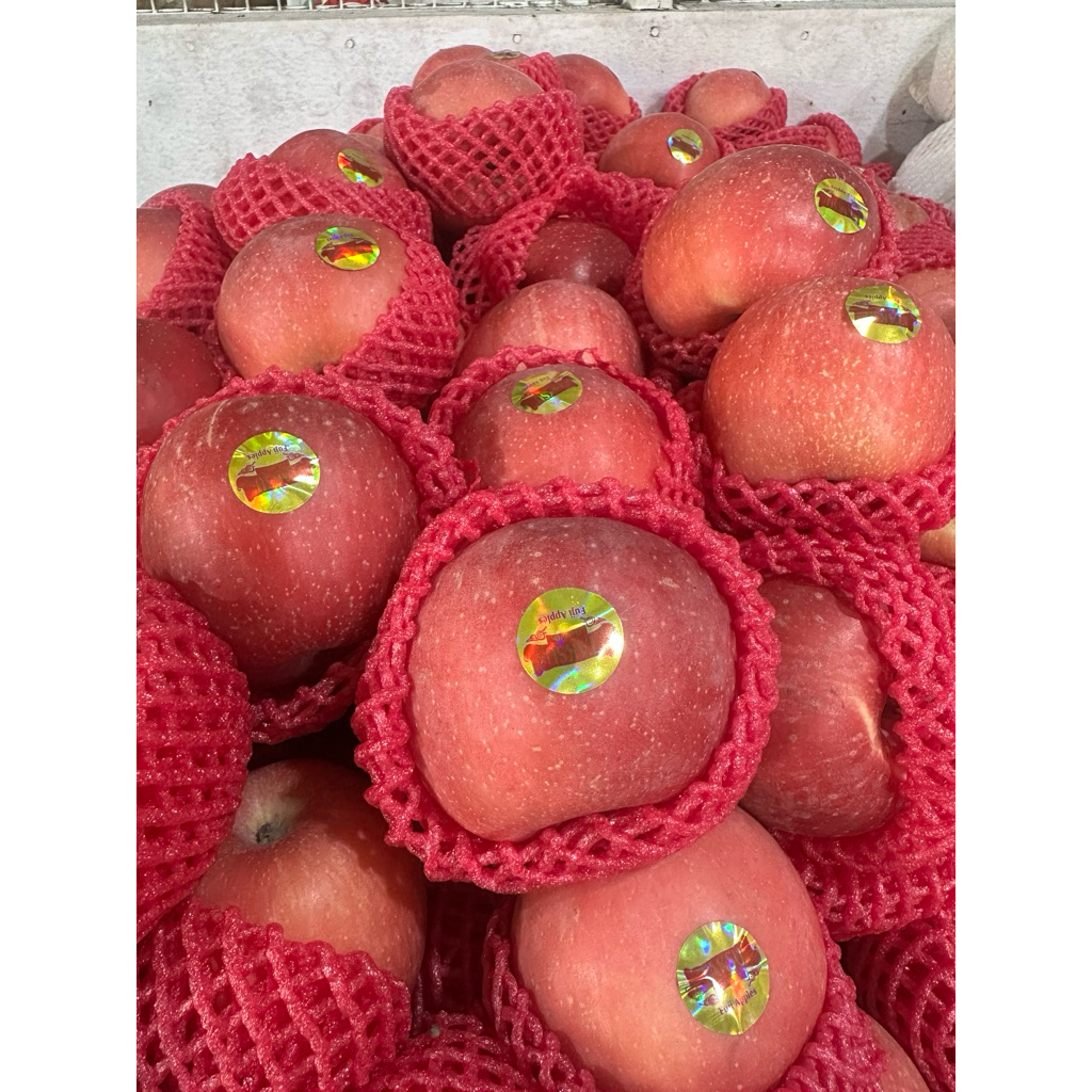 apel Fuji merah