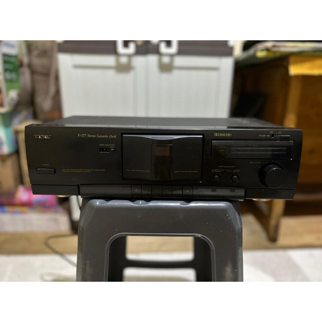 Tape Stereo Sassette Deck TEAC V377
