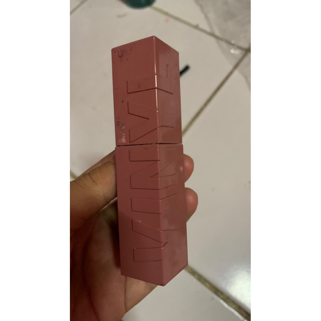 Maybeline vinyl ink shade 35