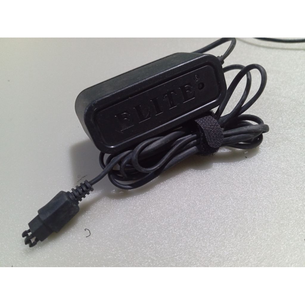 CHARGER/ADAPTOR 5.0V 800MA MERK ELITE