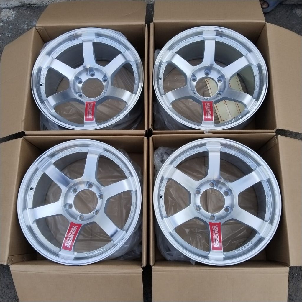 Baru VELG RACING TE37 PROGRESSIVE R18 WARNA : SILVER MACHINE
