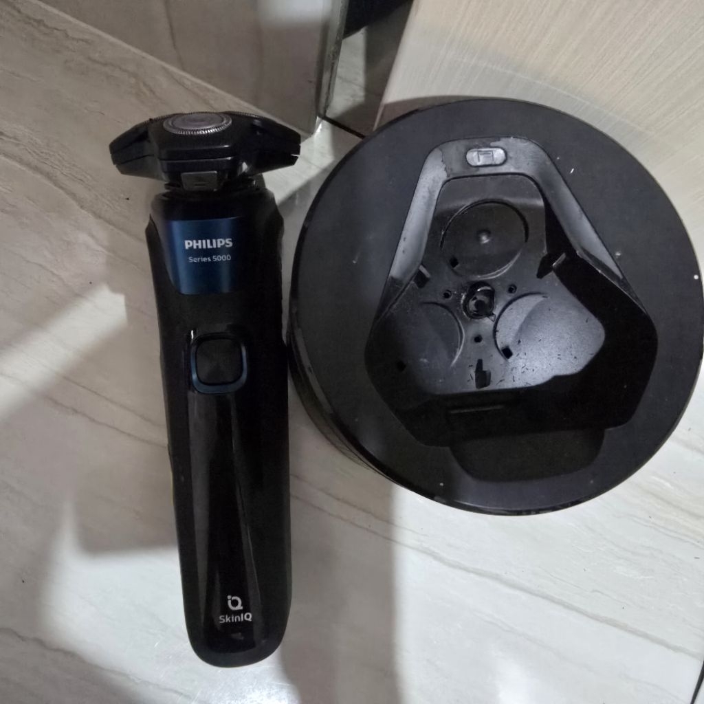 Prelove Shaver Phillips 5000 Series Pencukur Jenggot Kumis Basah Dan Kering
