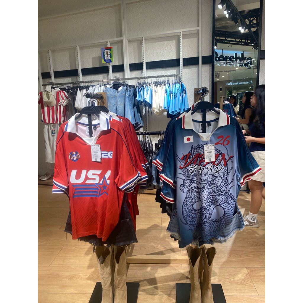 Jastip Bershka X Fifa Kaos Jersey
