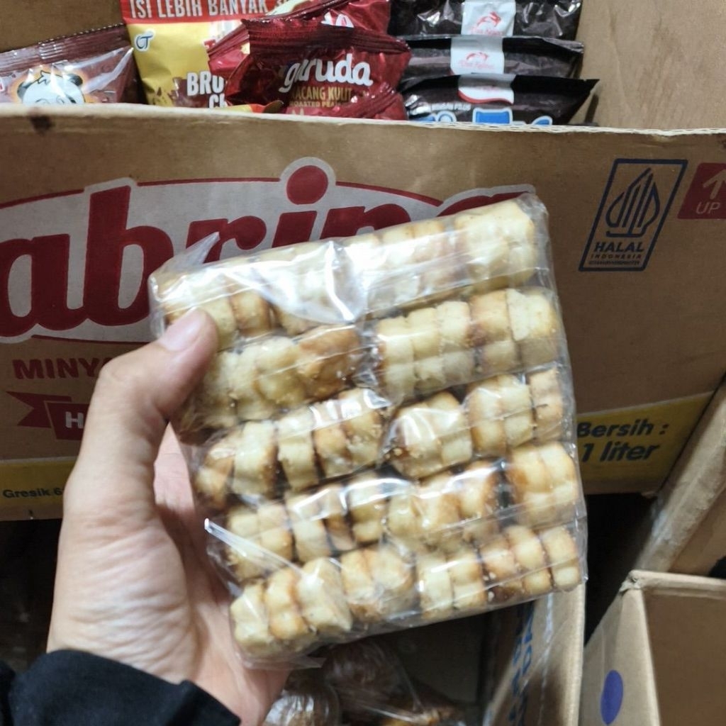 Kue Kacang Bintang Jagad Rasa Gemolong Sragen 10 bungkus(1pak)