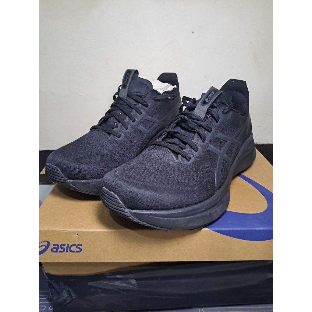 asics gel kayano 32 original all black hitam ukuran 44 US 10 preloved bekas second not nimbus novabl
