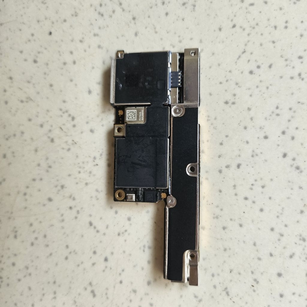 MESIN IPHONE X 64GB WIFI ONLY NORMAL TINGGAL PASANG/ICLOUD AMAN/BISA UPDATE IOS/BUKAN BYPASS