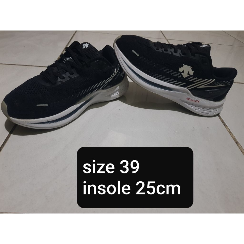 SepatuRunningDescente
